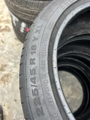 225/45/18 Run Flat for Mercedes, BMW Etc