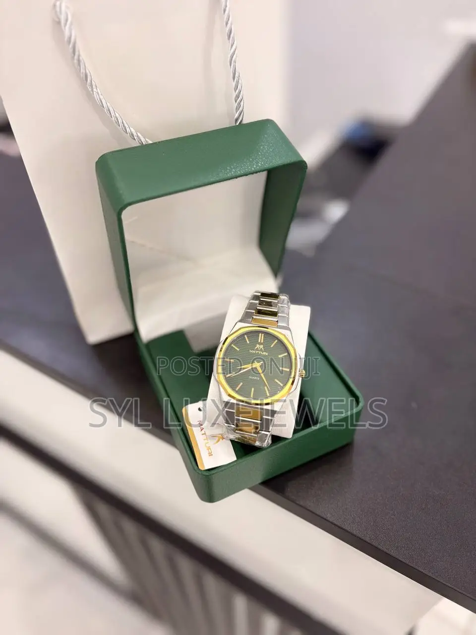 Wristwatch