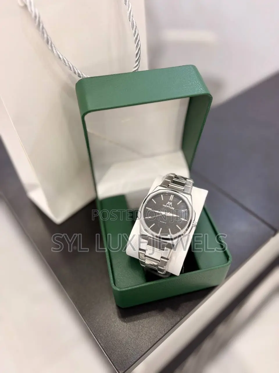 Wristwatch
