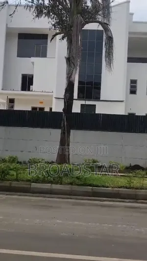 Furnished 9bdrm Duplex in Maitama for sale