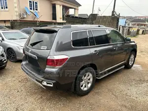 Toyota Highlander 2012 Gray
