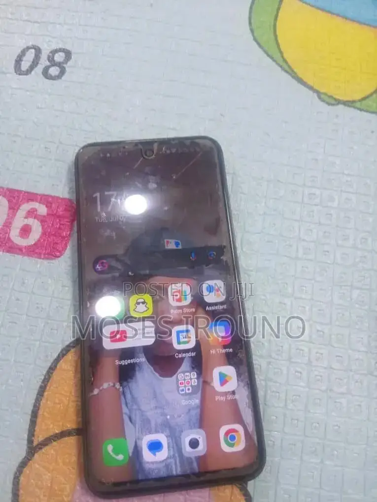Tecno Spark 30C 128 GB Gray