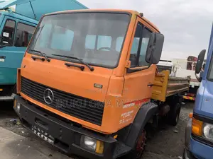 Mercedes Benz 814 Tipper