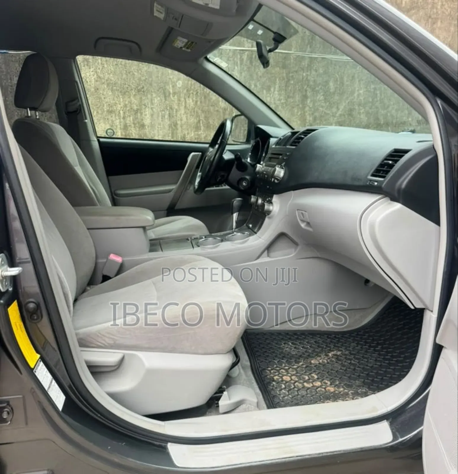 Toyota Highlander V6 2009 Gray