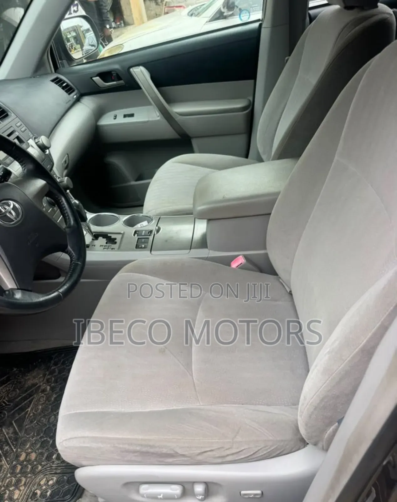 Toyota Highlander V6 2009 Gray