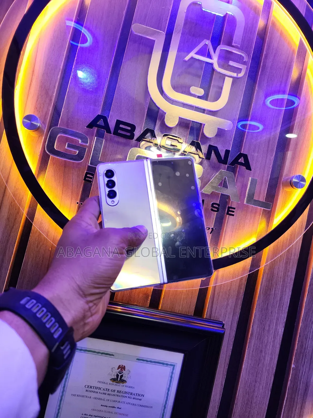 Samsung Galaxy Z Fold 3 256 GB Gold