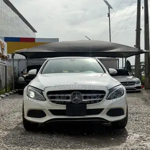 Mercedes-Benz C300 2015 White