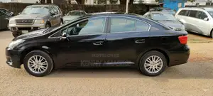 Toyota Avensis 2013 Black