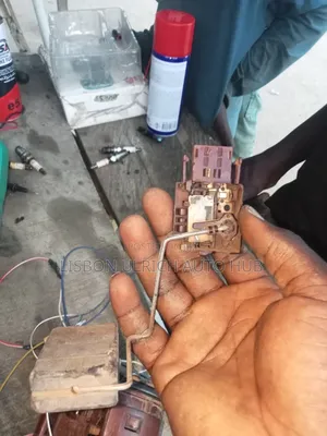Vehicle Diagnosis and Programming and Electrical Repairs