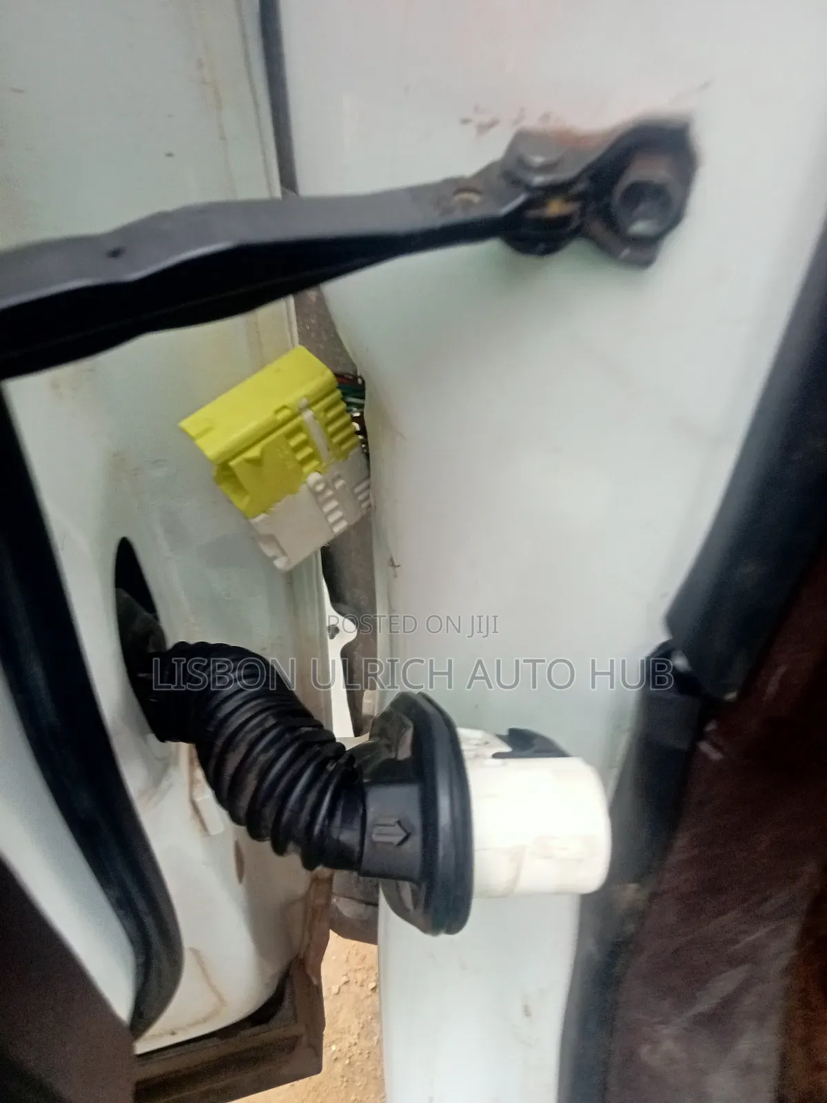 Vehicle Diagnosis and Programming and Electrical Repairs