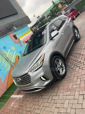Hyundai Santa Fe 2017 Gray