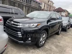 Toyota Highlander Limited 2019 Black