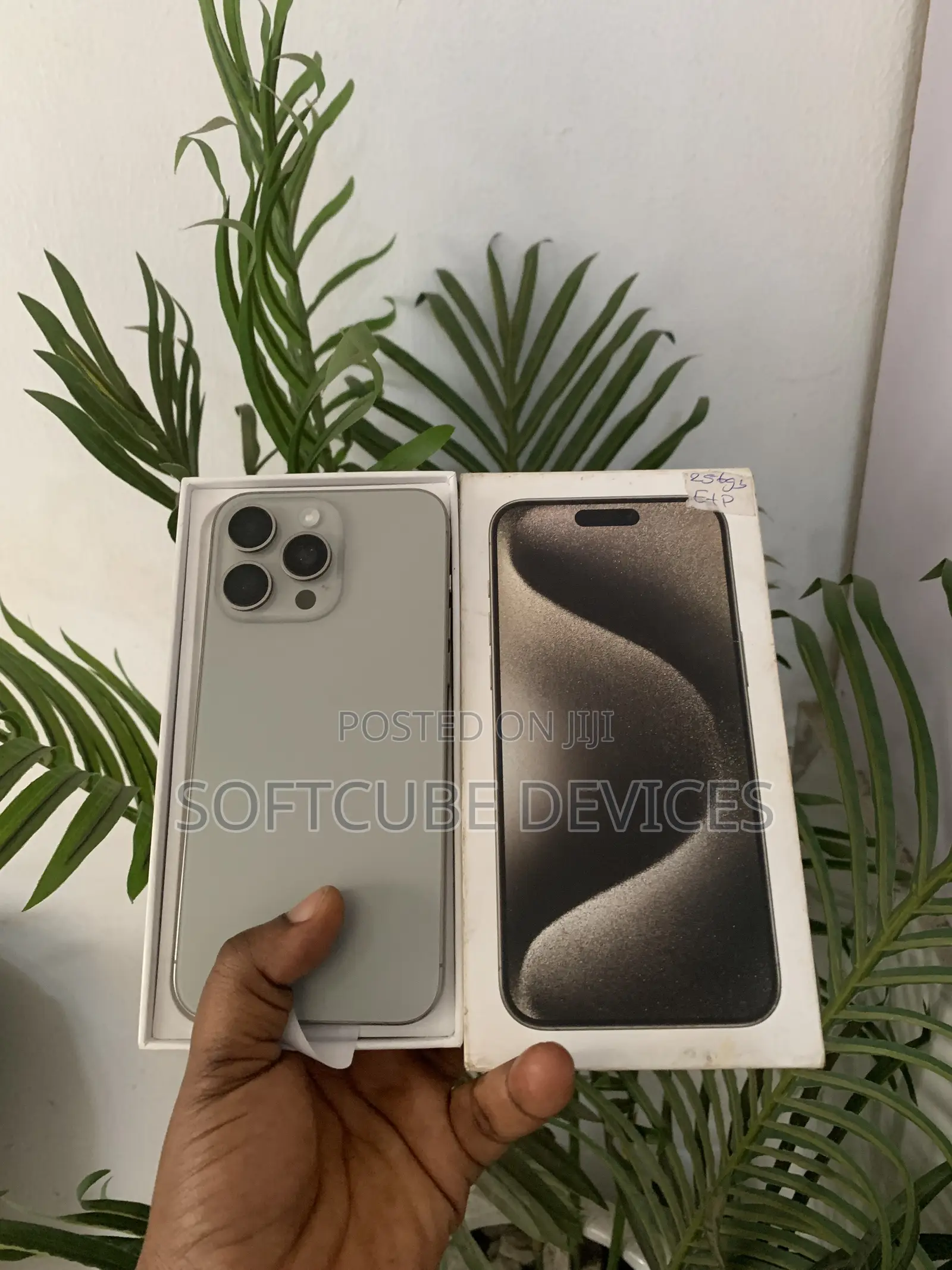 Apple iPhone 15 Pro Max 256 GB Gray