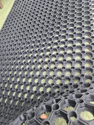 Hollow Rubber Mat