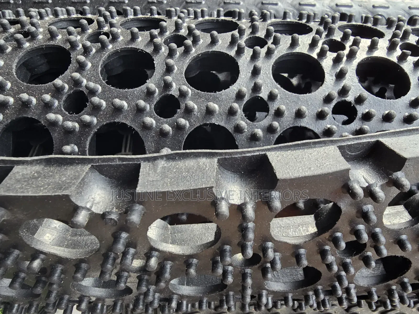 Hollow Rubber Mat