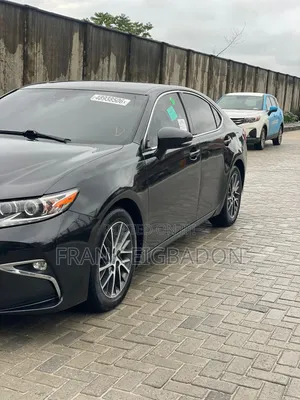 Lexus ES 2017 Black