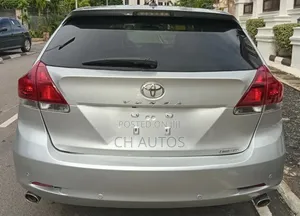 Toyota Venza Limited 4dr Wagon (3.5L 6cyl 6A) 2014 Silver