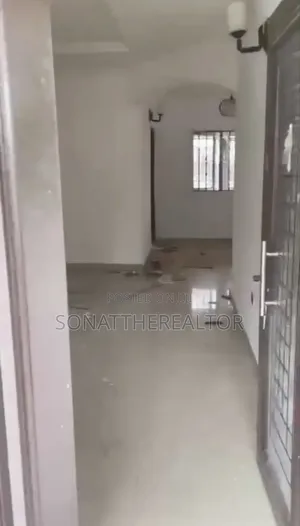 3bdrm Apartment in Golden Palace, Akala Express for rent