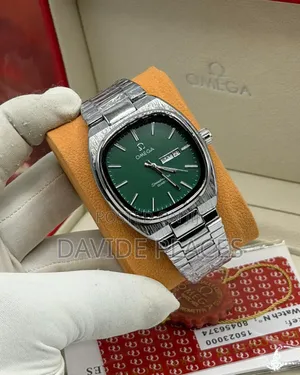 Omega Speedmaster 1430 Quartz Stainless Wristwatch