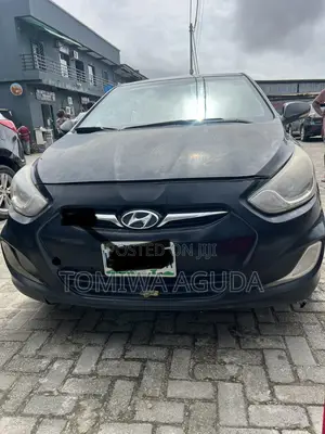 Hyundai Accent 2011 Black