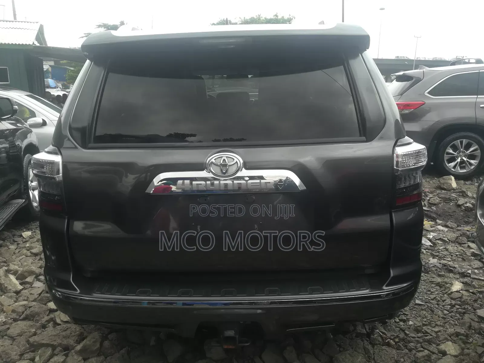 Toyota 4-Runner 2011 Gray
