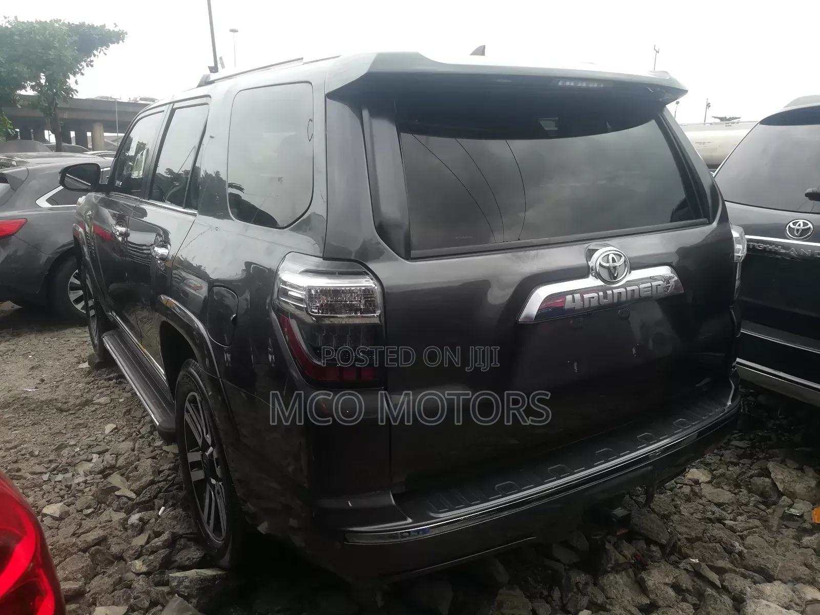 Toyota 4-Runner 2011 Gray