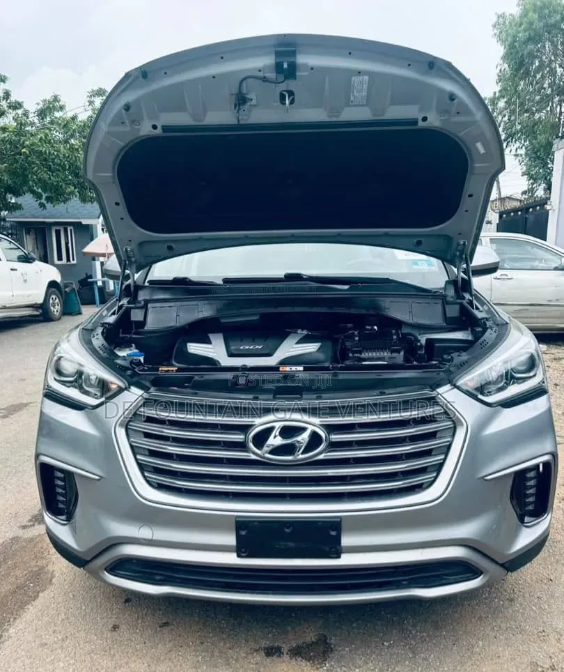 Hyundai Santa Fe 2017 Silver