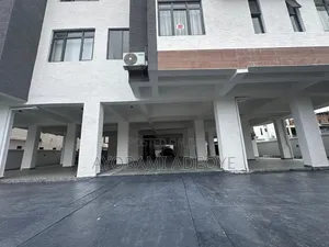 2bdrm Apartment in Seagate Estate Ikate for sale