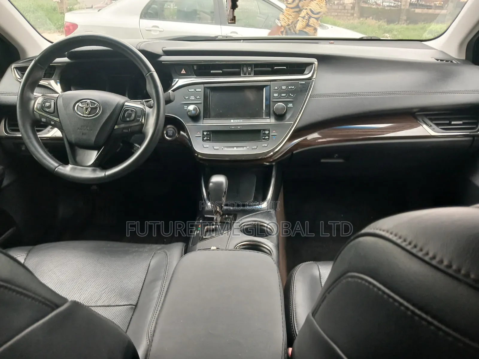 Toyota Avalon 2014 White