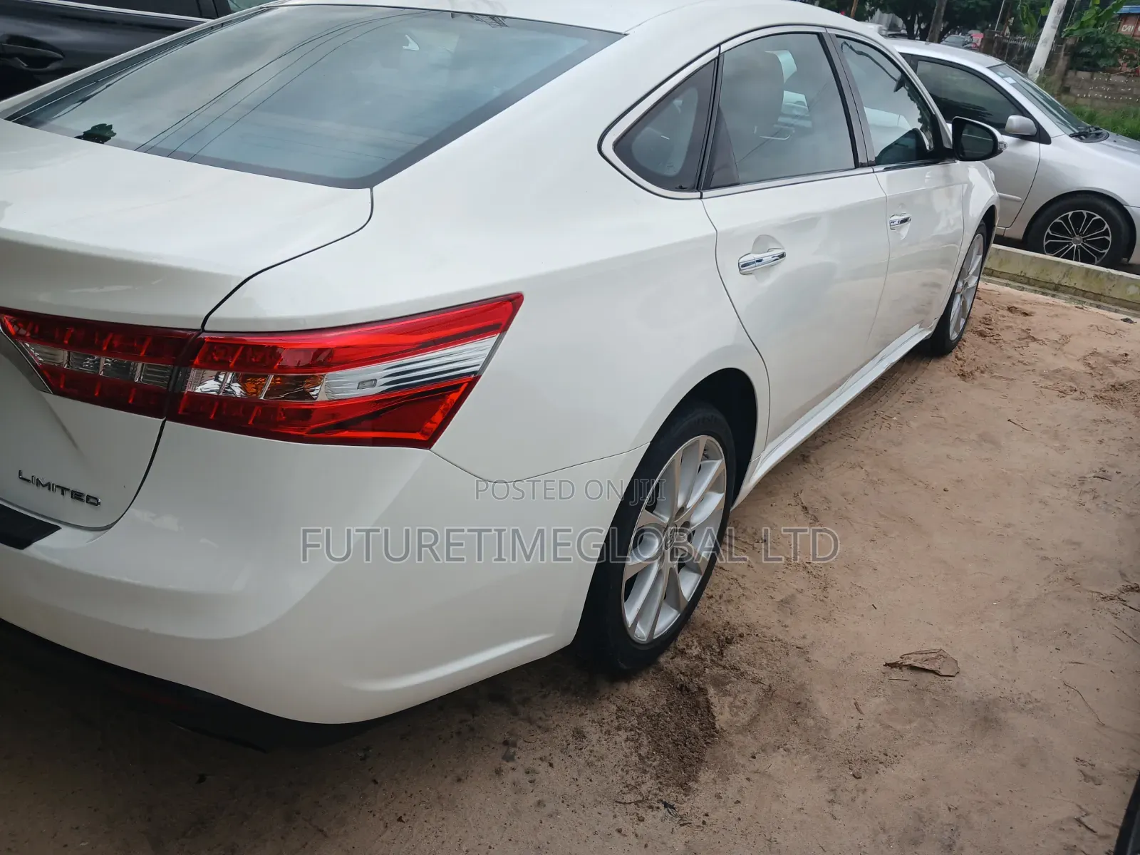 Toyota Avalon 2014 White