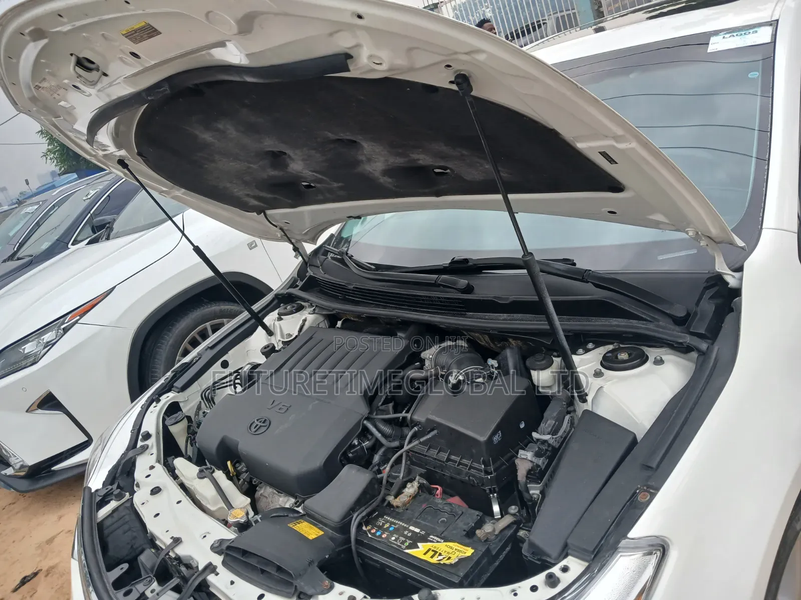 Toyota Avalon 2014 White