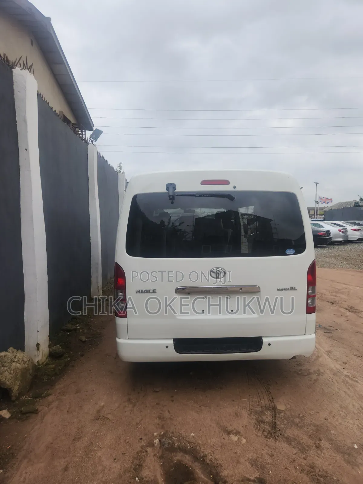 Toyota HiAce 2012 White