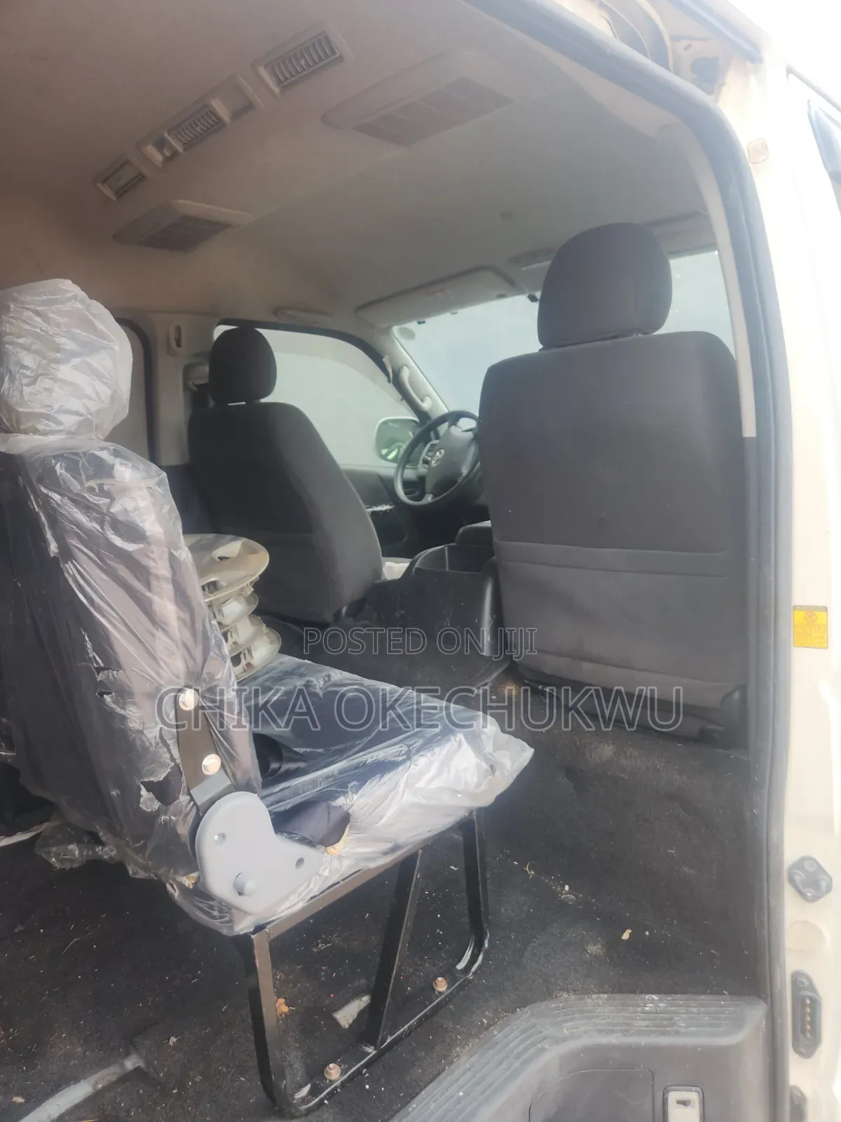 Toyota HiAce 2012 White