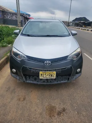 Toyota Corolla 2016 Silver