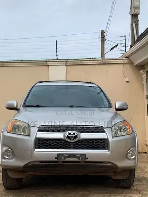Toyota RAV4 2.5 Limited 4x4 2010 Silver