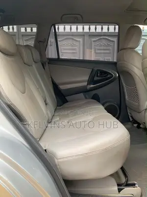 Toyota RAV4 2.5 Limited 4x4 2010 Silver
