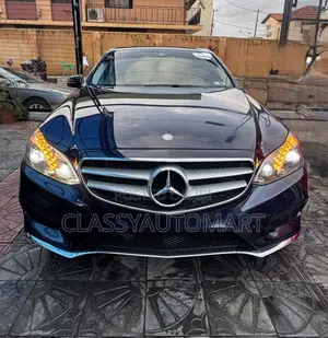 Mercedes-Benz E350 Base 4Matic Sedan AWD (3.5L 6cyl 7A) 2016 Blue