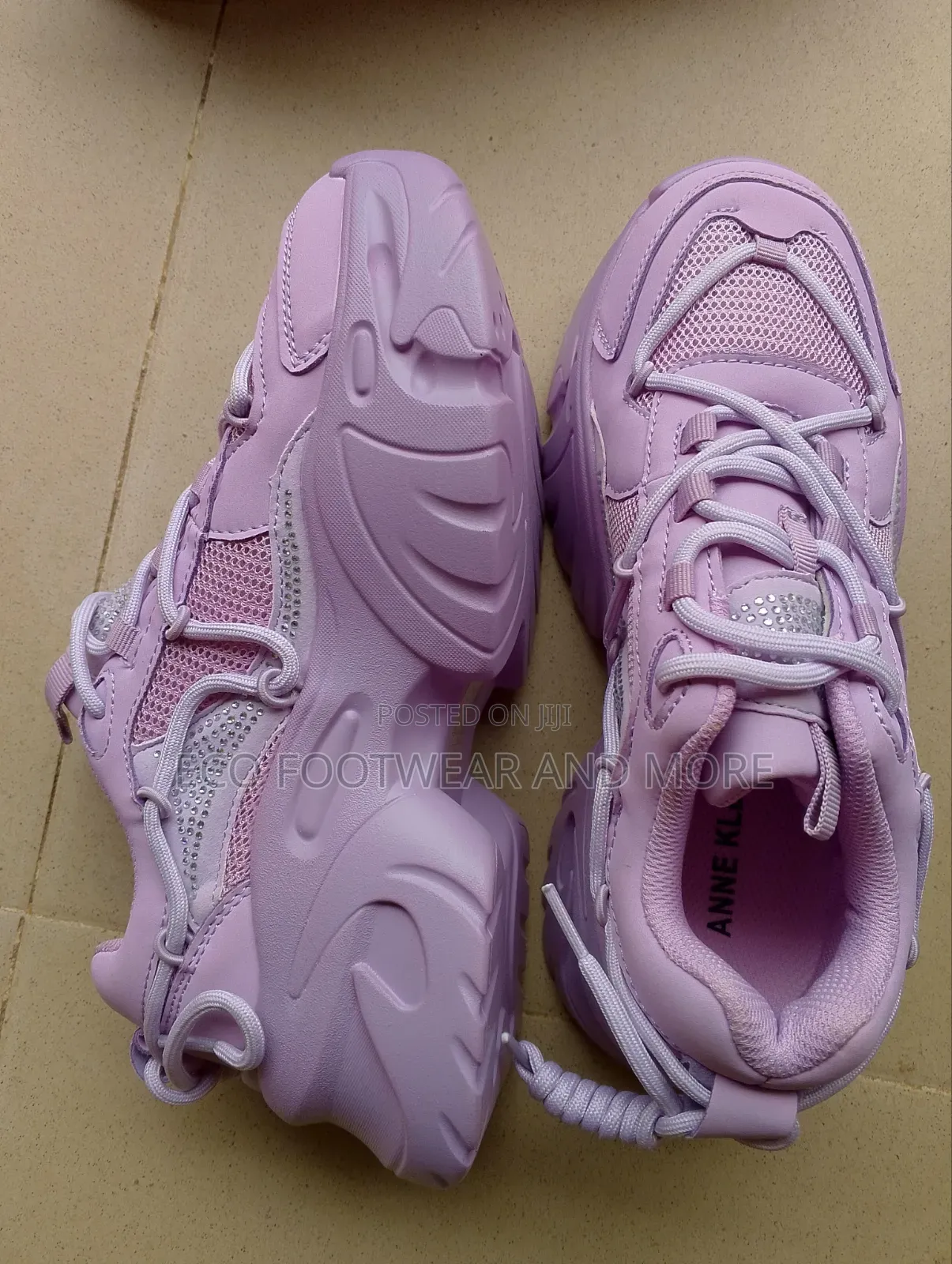 Anne Klein Sneaker
