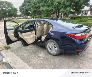 Lexus ES 350 FWD 2014 Blue