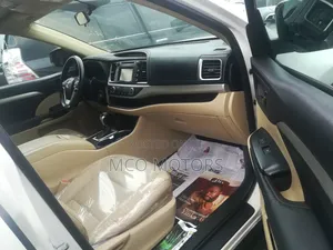Toyota Highlander 2014 White