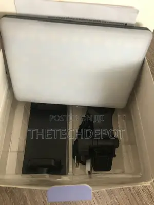 VL-68RGB Selfie Light