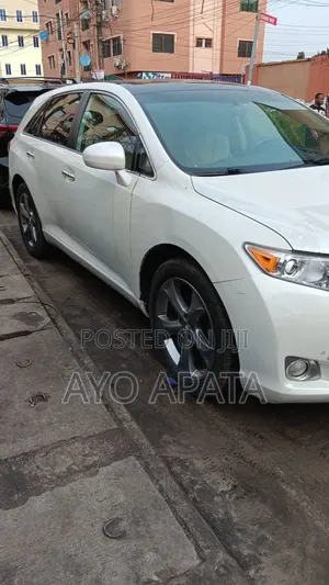 Toyota Venza 2009 White