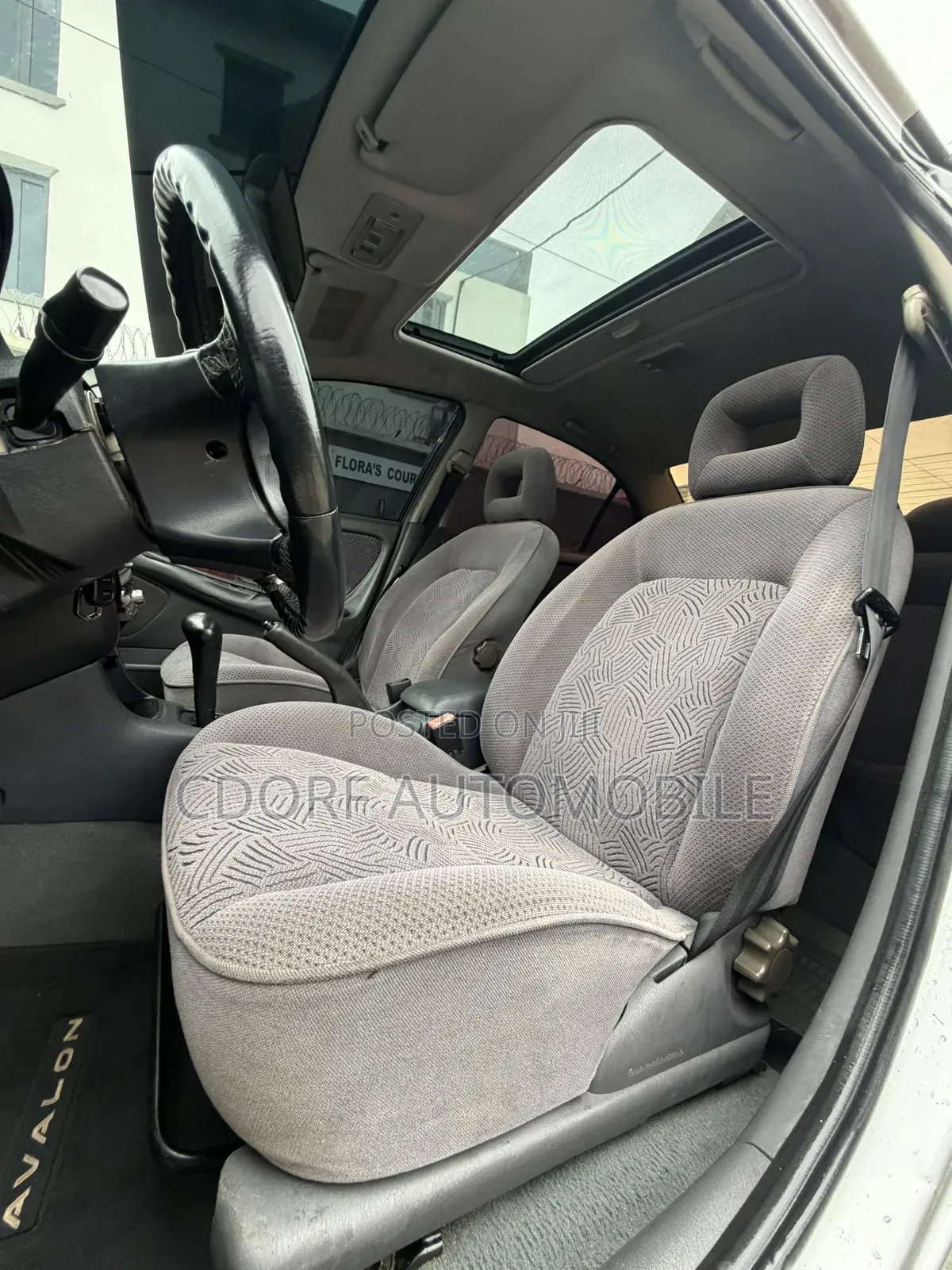 Toyota Avensis 2003 Silver