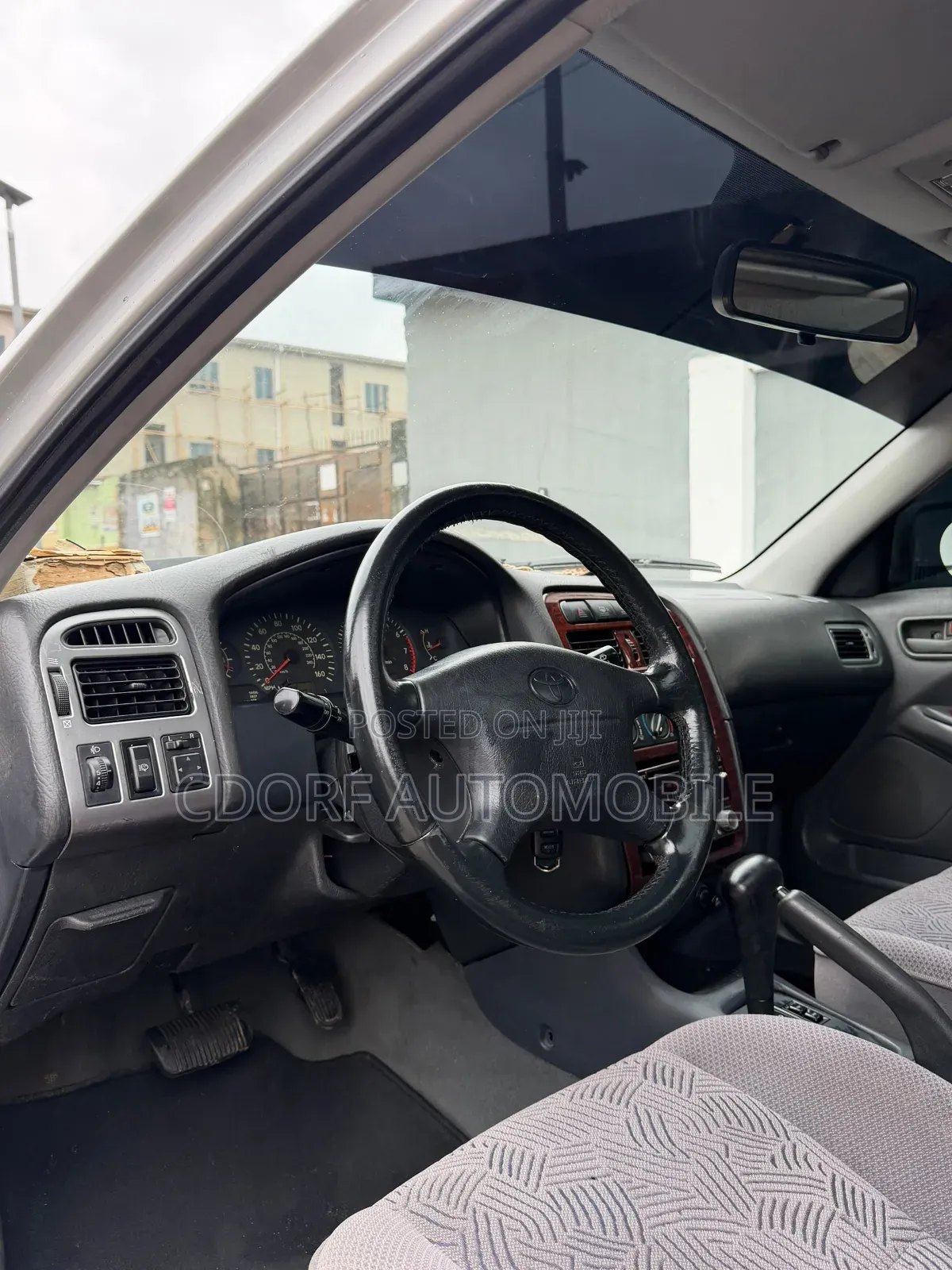 Toyota Avensis 2003 Silver