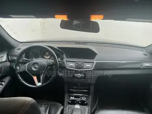 Mercedes-Benz E300 2011 Gray