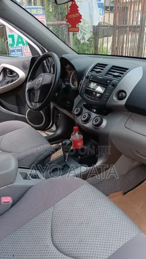 Toyota RAV4 2008 Silver