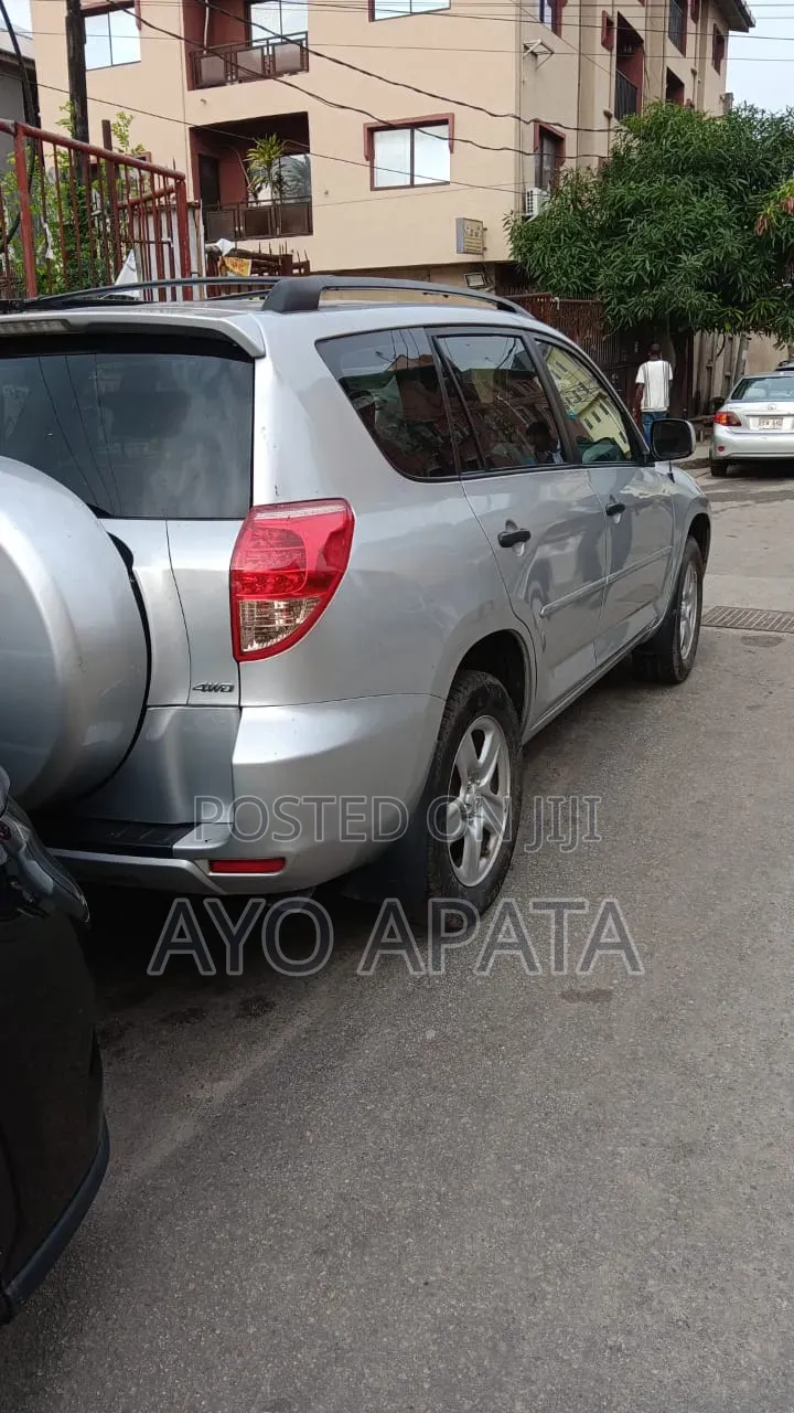 Toyota RAV4 2008 Silver