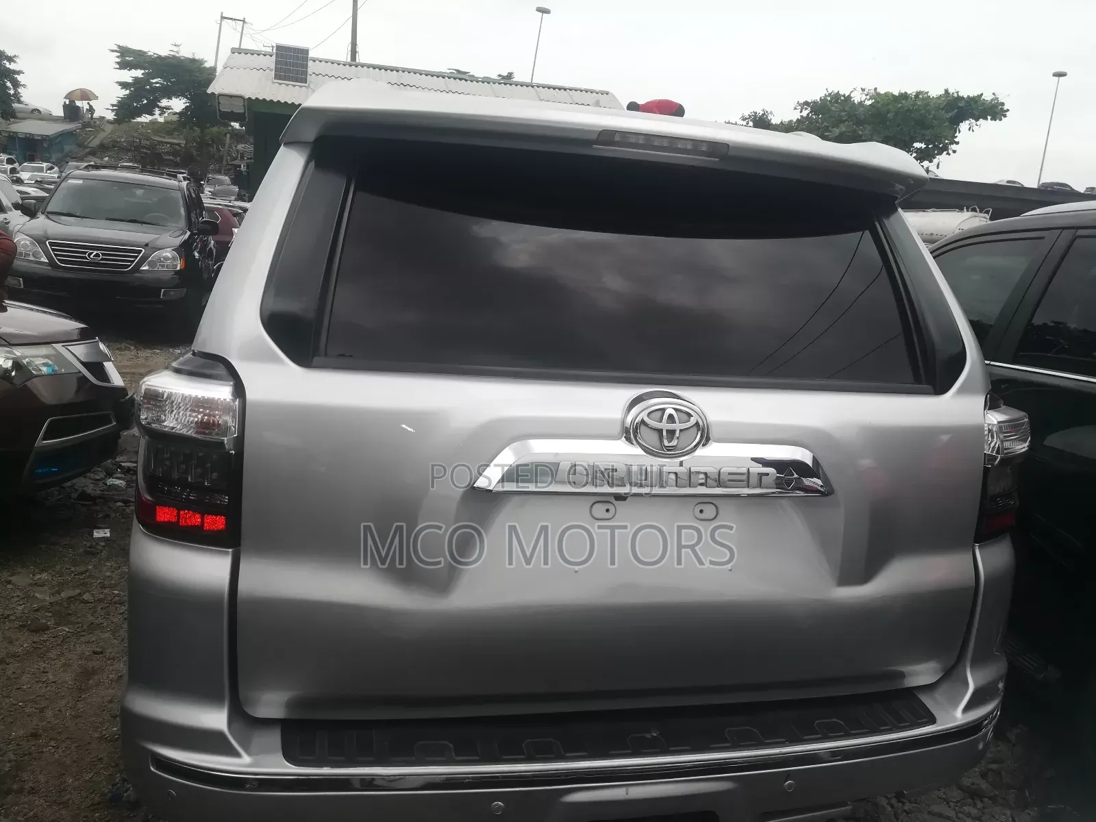 Toyota 4-Runner 2015 Silver