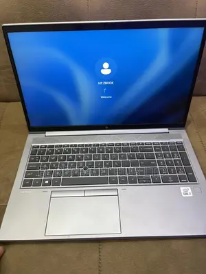 Laptop HP ZBook Firefly 15 G7 16GB Intel Core i7 SSD 512GB
