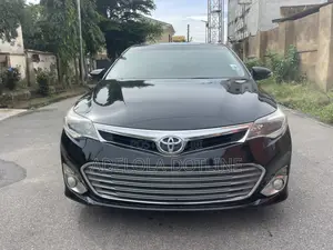 Toyota Avalon XLE 4dr Sedan (3.5L 6cyl 6A) 2014 Black